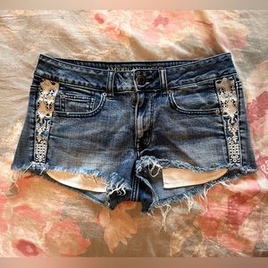 American Eagle Outfitters low-rise embroidered jean shorts (size 6)